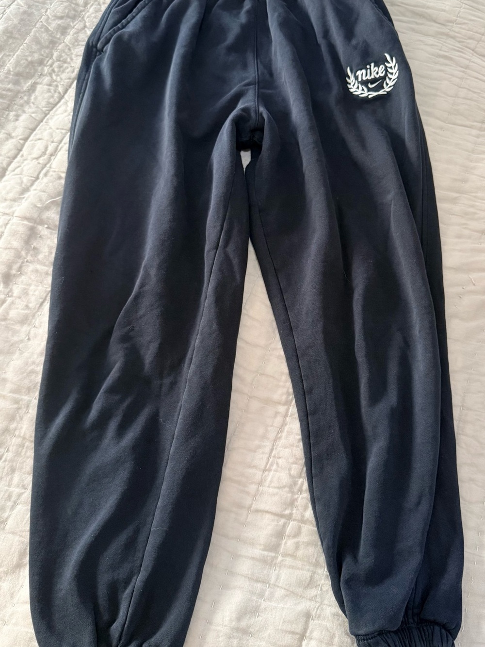 Nike Kids Navy/Black Jogger Sweatpants with White Logo